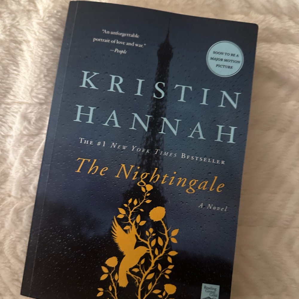 The Nightingale by Kristin Hannah
